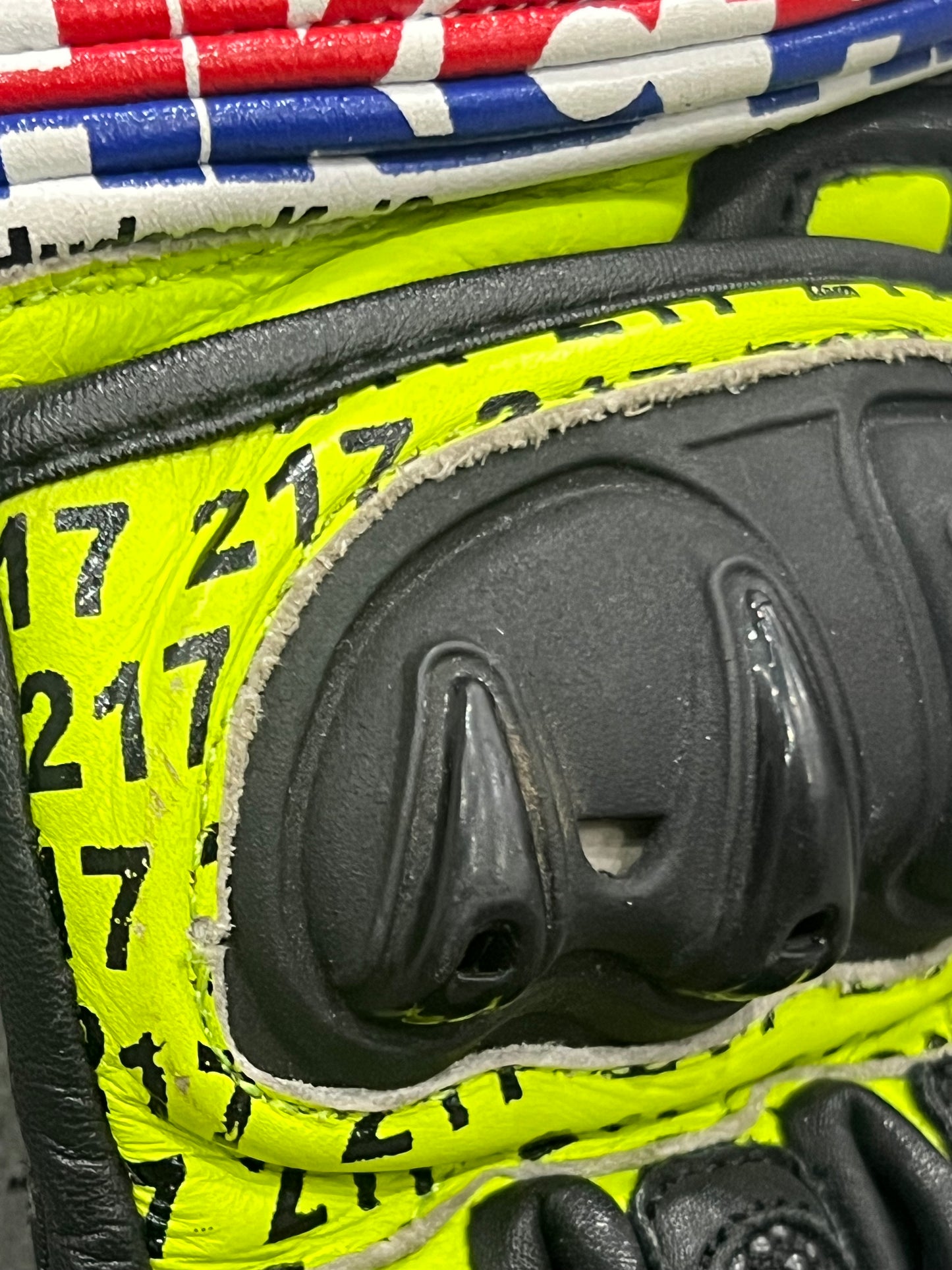 HKC217 Leather Glove Left [RACE SUPPORT PURCHASE]