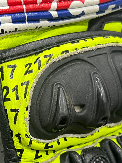 HKC217 Leather Glove Right [RACE SUPPORT PURCHASE]