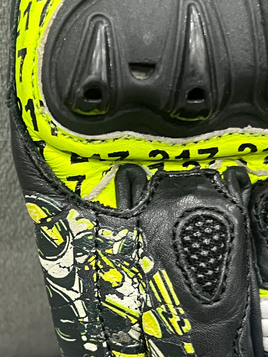 HKC217 Gloves (Pair) from 2018 [RACE SUPPORT PURCHASE]